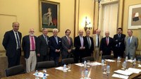 Diez personas comisionadas por el Ministerio para fomentar la tauromaquia.